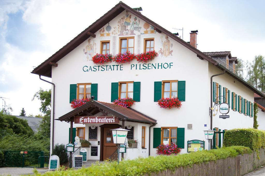 Landgasthof Pilsenhof Entenbraterei Hechendorf am Pilsensee Buitenkant foto