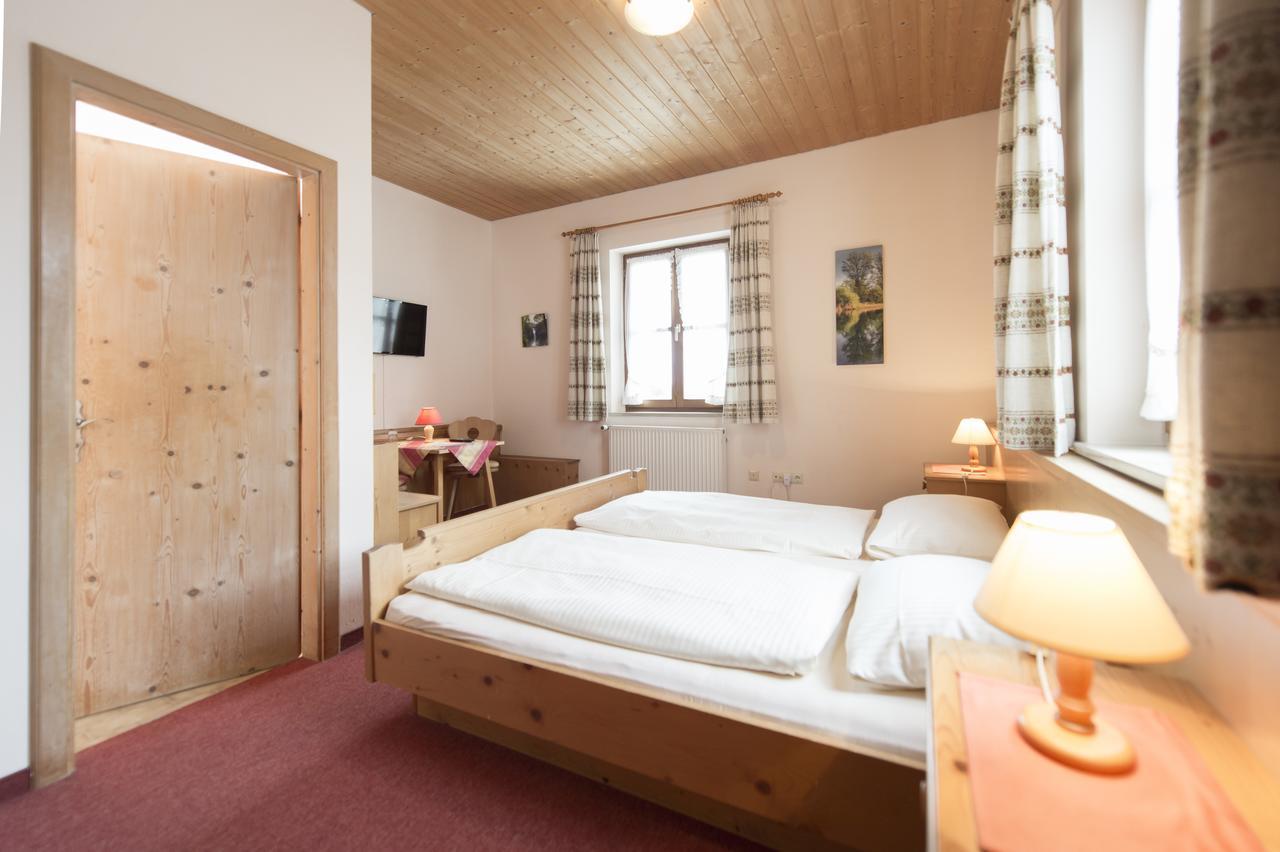 Landgasthof Pilsenhof Entenbraterei Hechendorf am Pilsensee Buitenkant foto