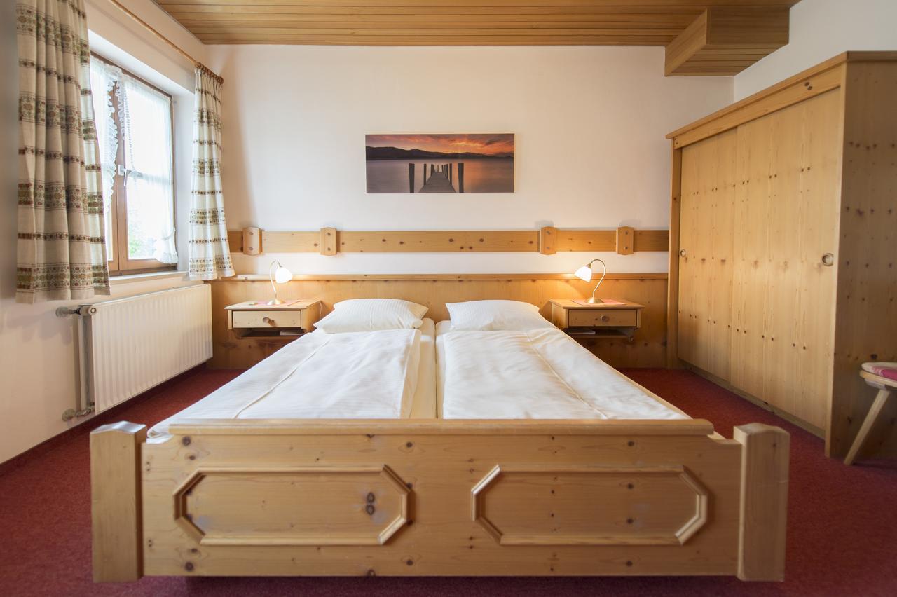 Landgasthof Pilsenhof Entenbraterei Hechendorf am Pilsensee Buitenkant foto